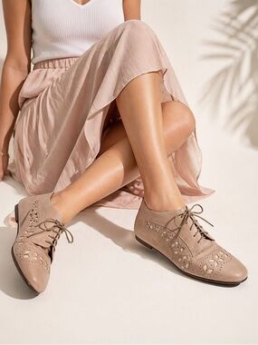 INK Italy leather oxford booties taupe cutout brogue 7.5